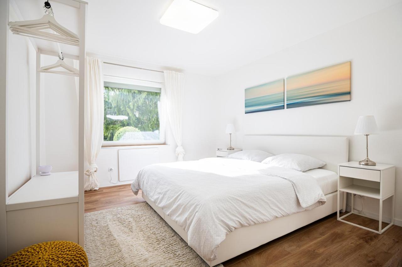 Sonnige Ferienwohnung In Neckarsulm Mit Massageliege & Wlan & Parken Екстер'єр фото